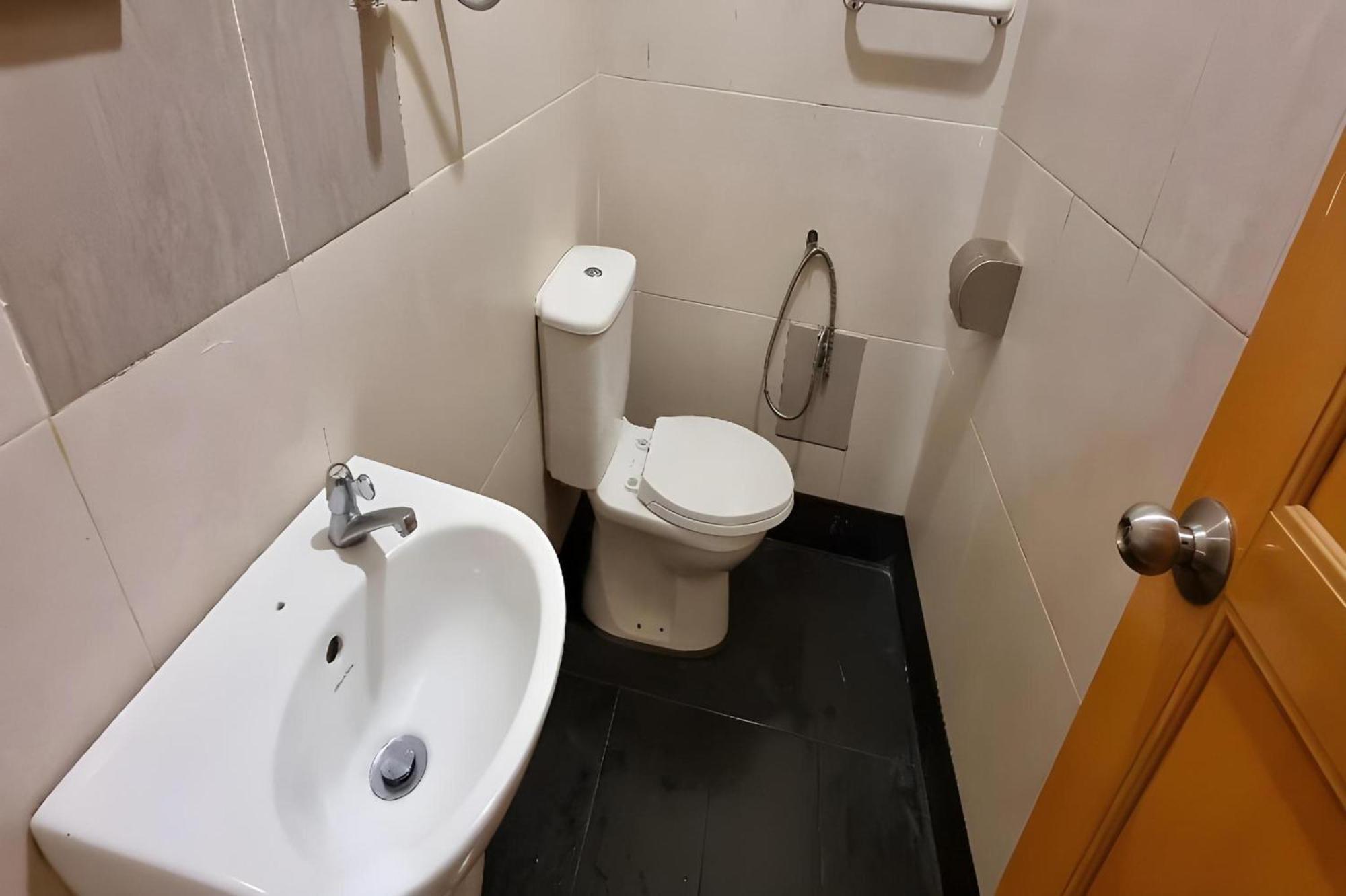 Amani Hotel Kampong Sungai Ramal Dalam Екстериор снимка