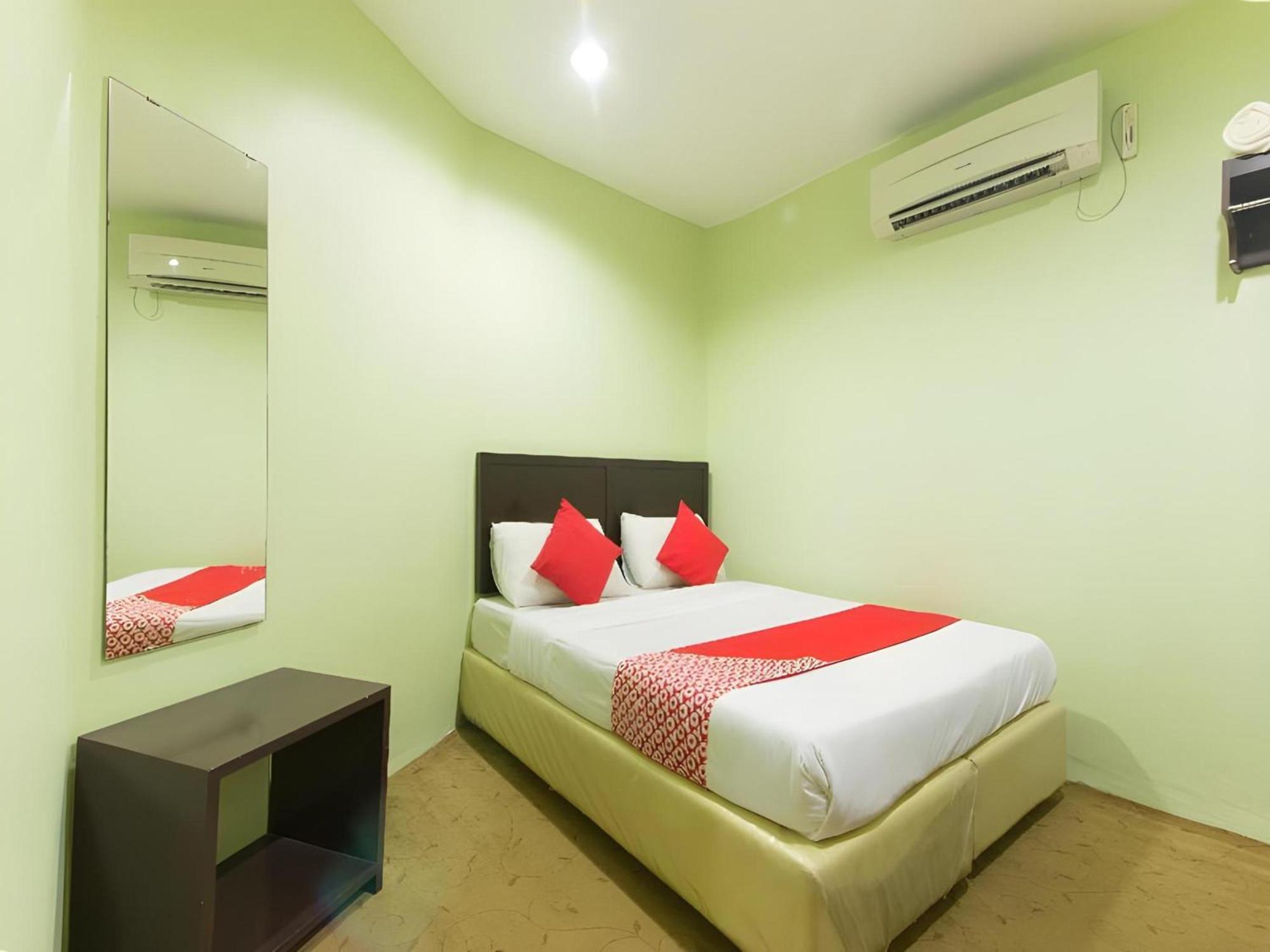 Amani Hotel Kampong Sungai Ramal Dalam Екстериор снимка