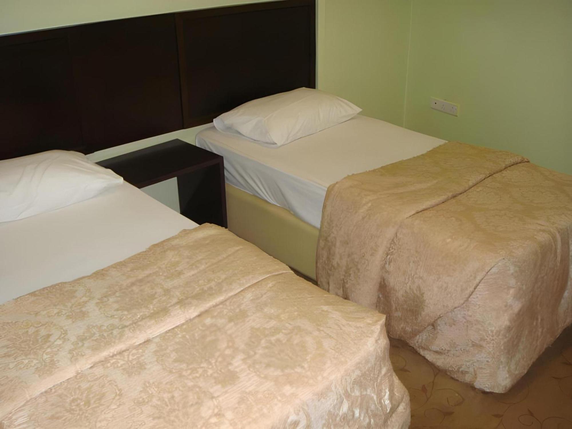 Amani Hotel Kampong Sungai Ramal Dalam Екстериор снимка