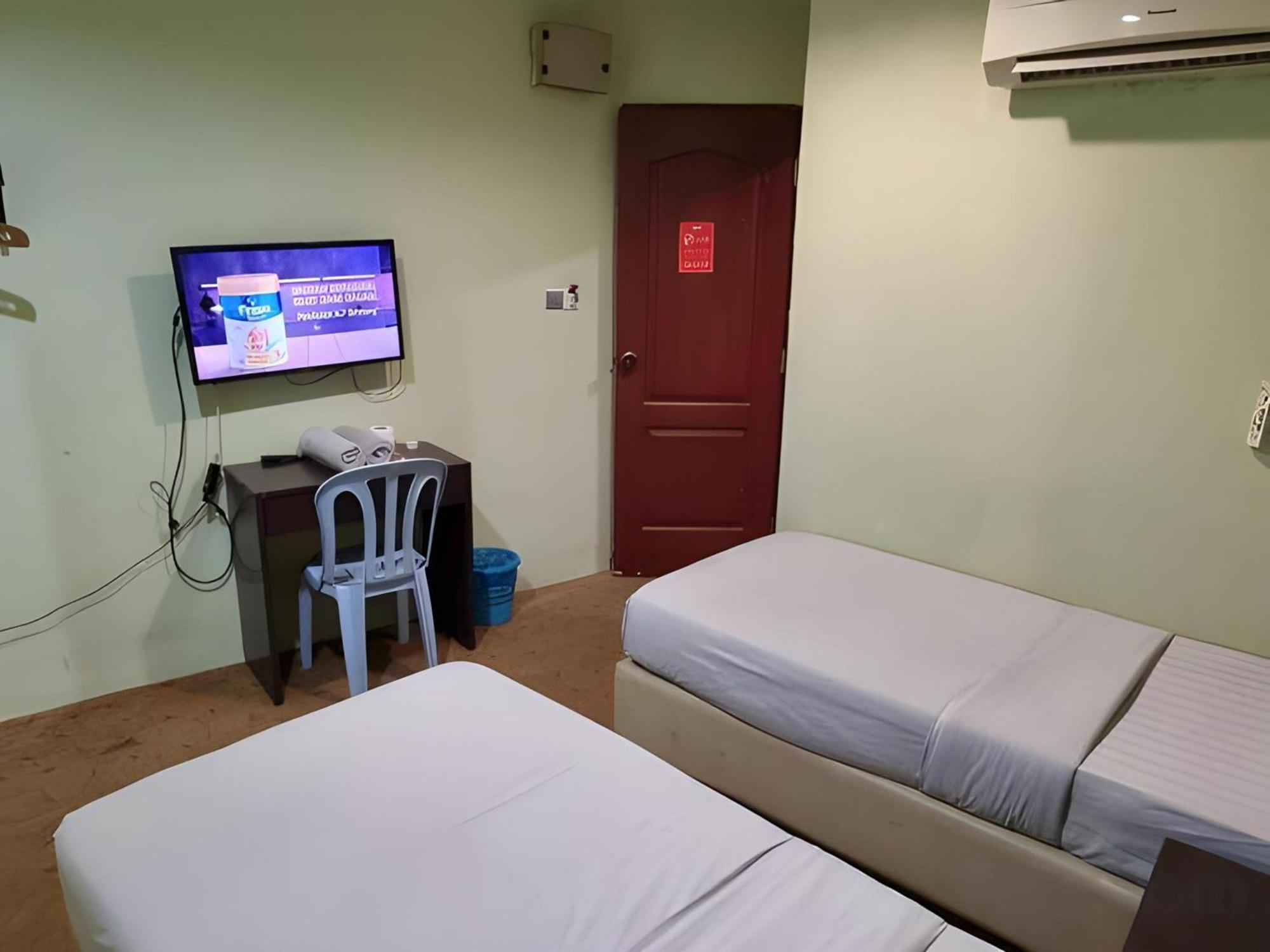 Amani Hotel Kampong Sungai Ramal Dalam Екстериор снимка