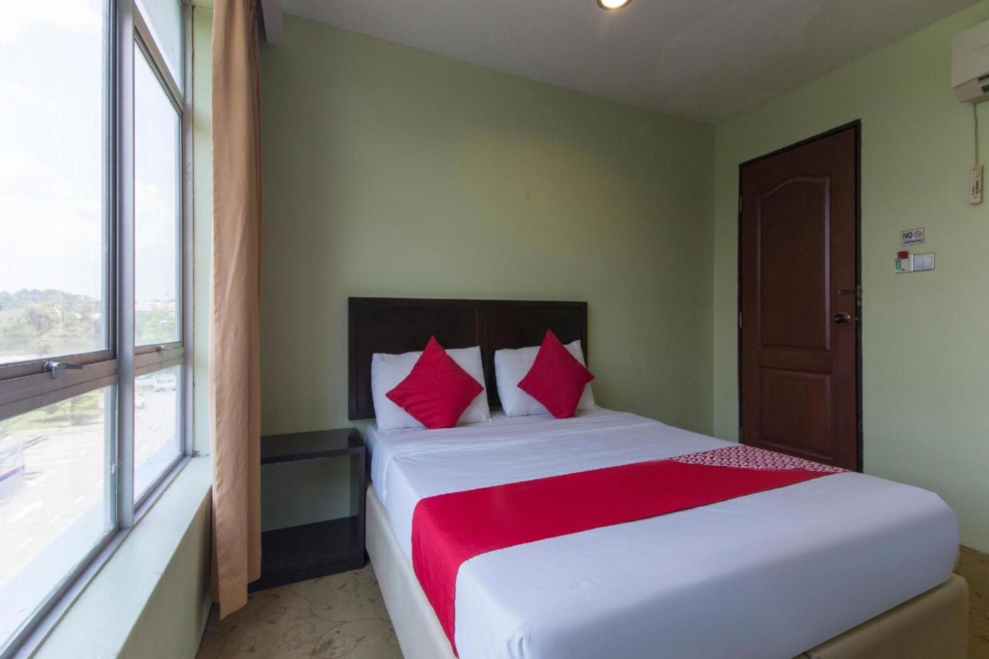 Amani Hotel Kampong Sungai Ramal Dalam Екстериор снимка