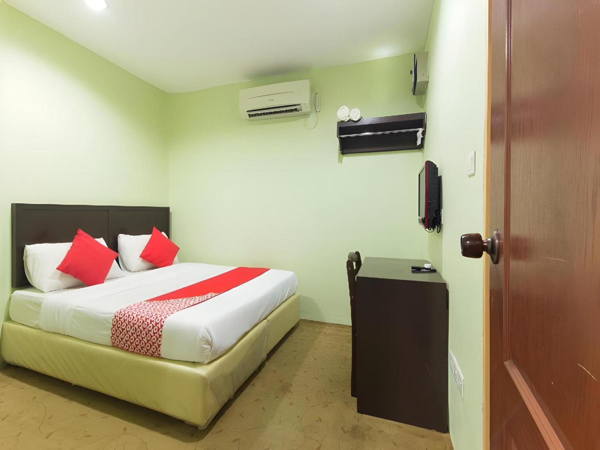 Amani Hotel Kampong Sungai Ramal Dalam Екстериор снимка